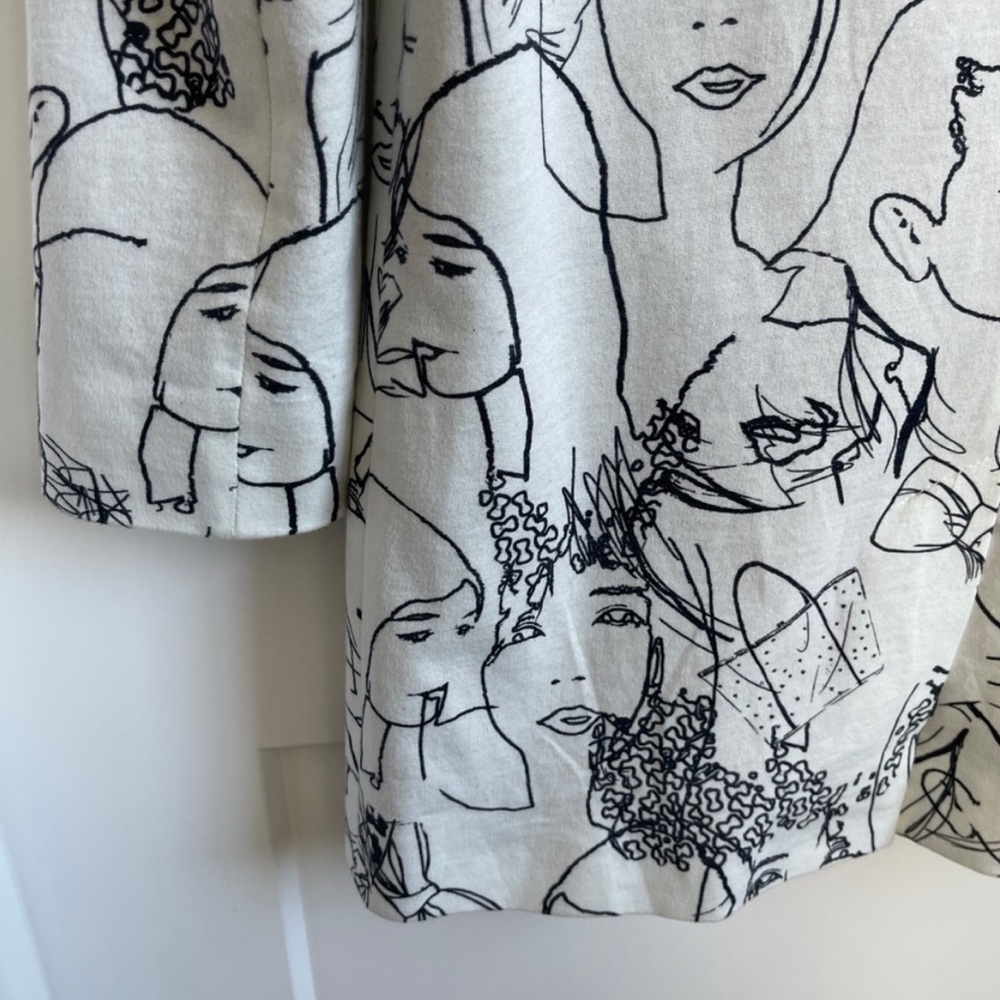 HELENE LONDON Face Illustrations Black and White Long Blazer - Picture 6 of 10